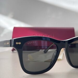 Gucci Black and Silver Sunglasses